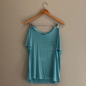 Super comfy and casual t shirt!